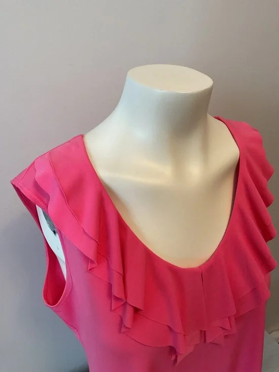 Sleeveless Ruffle Top - Picture 3 of 7